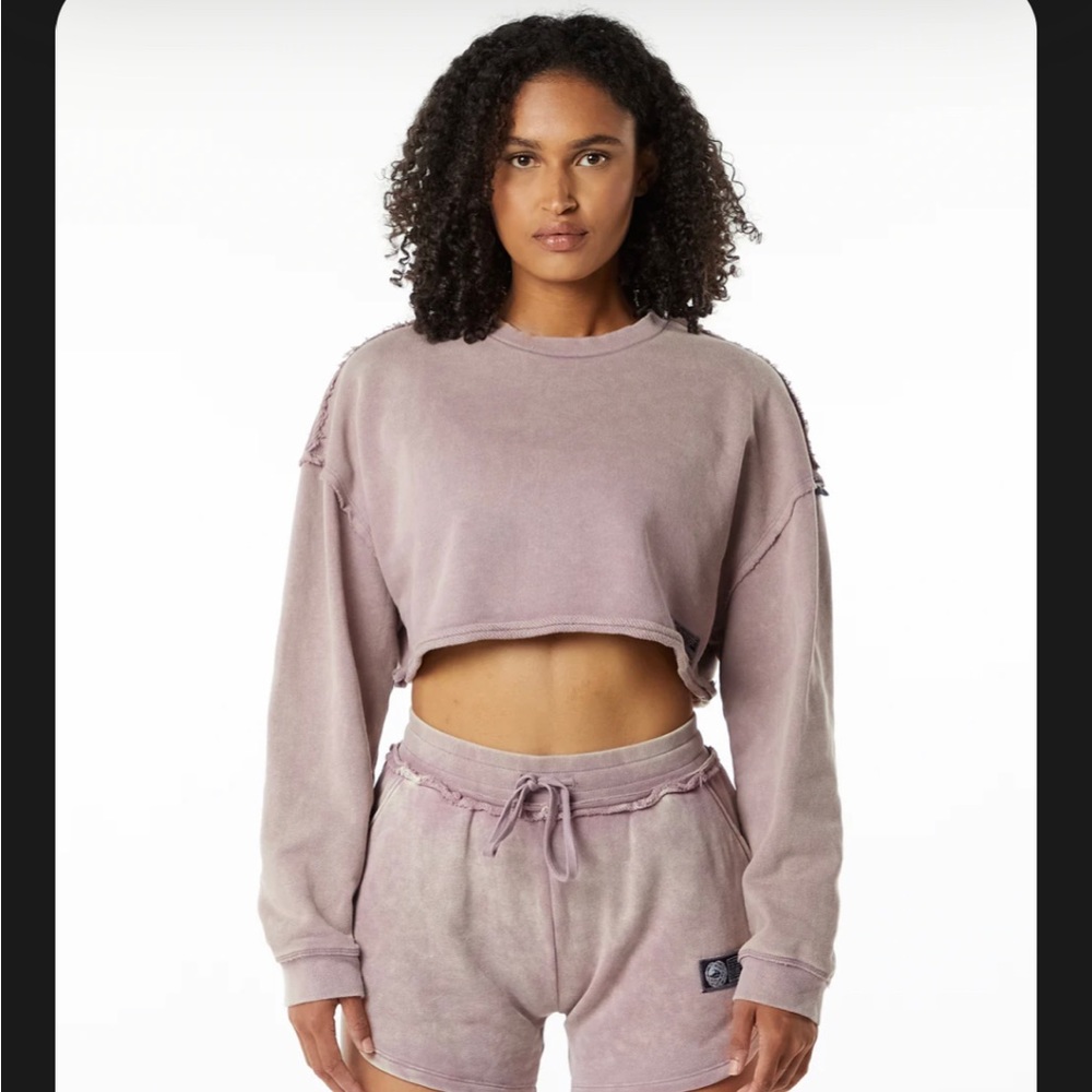 Alphalete very terry crop